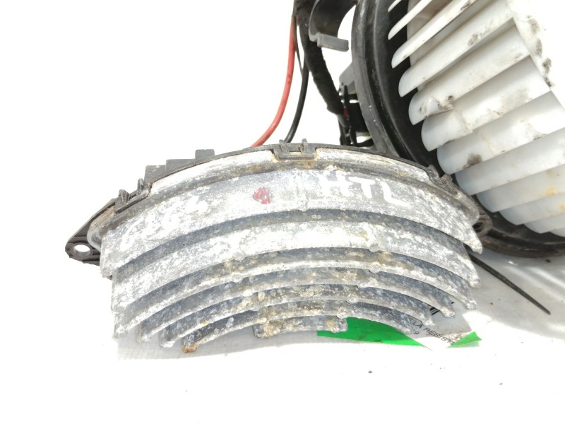 Recambio de motor calefaccion para opel adam glam ecoflex referencia OEM IAM 13293624  