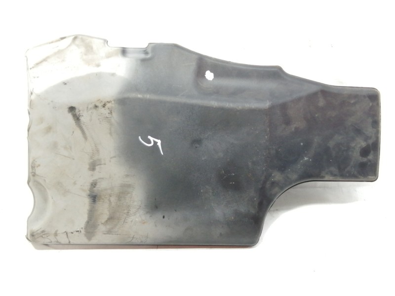 Recambio de tapa motor para iveco daily ka referencia OEM IAM 5801617736 R51507141300 