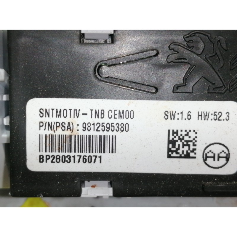 Recambio de luz interior para peugeot 3008 active referencia OEM IAM 9812595380  