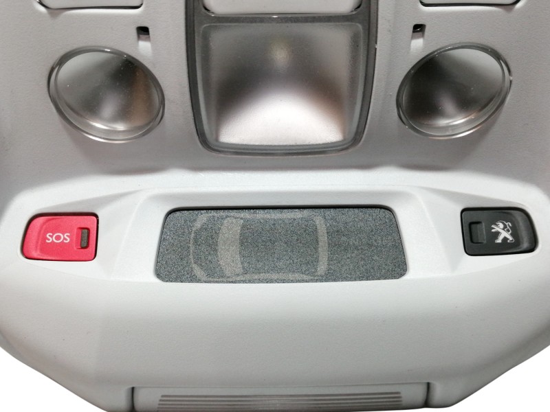 Recambio de luz interior para peugeot 3008 active referencia OEM IAM 9812595380  