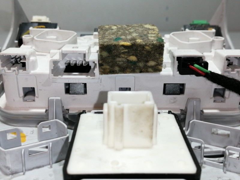 Recambio de luz interior para peugeot 3008 active referencia OEM IAM 9812595380  