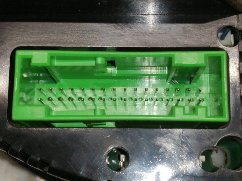 Recambio de cuadro instrumentos para audi a4 berlina (8e) 2.0 tdi 16v (103kw) referencia OEM IAM 1036901830  