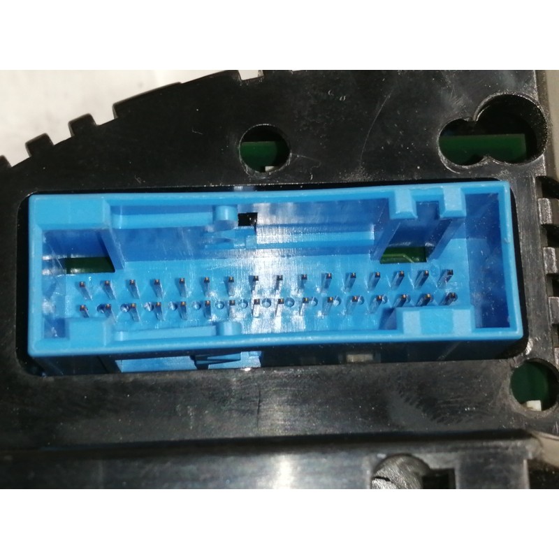 Recambio de cuadro instrumentos para audi a4 berlina (8e) 2.0 tdi 16v (103kw) referencia OEM IAM 1036901830  