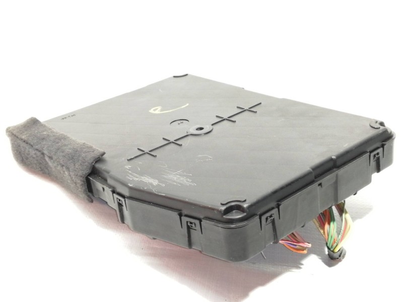 Recambio de caja reles / fusibles para renault megane ii berlina 3p authentique referencia OEM IAM   