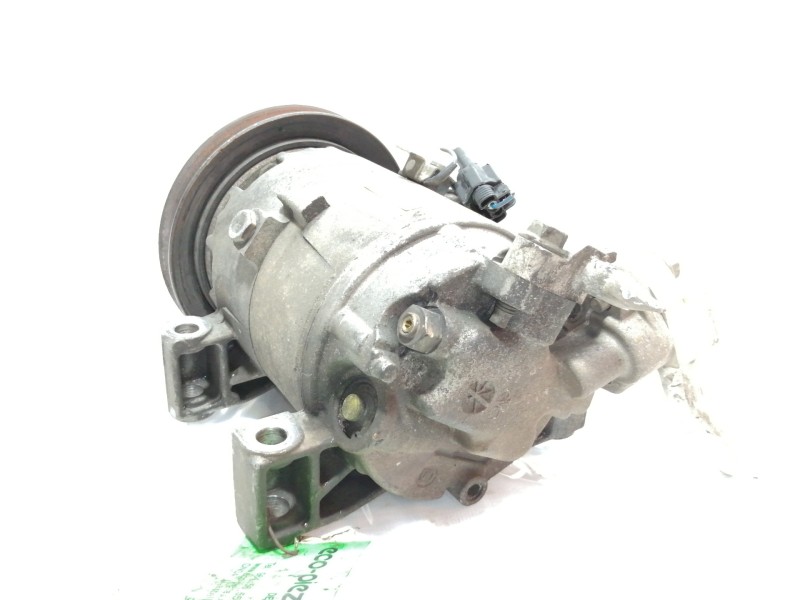 Recambio de compresor aire acondicionado para nissan almera (n16/e) acenta referencia OEM IAM 92600BN310  