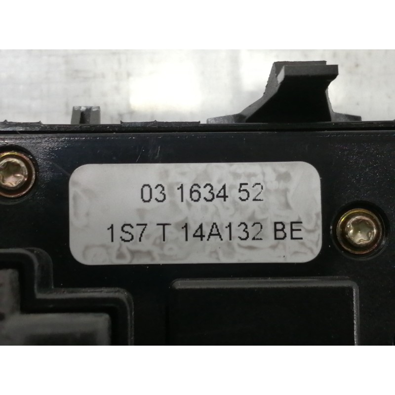 Recambio de mando elevalunas delantero izquierdo para ford mondeo berlina (ge) ghia referencia OEM IAM 1S7T14A132BE 03163452 