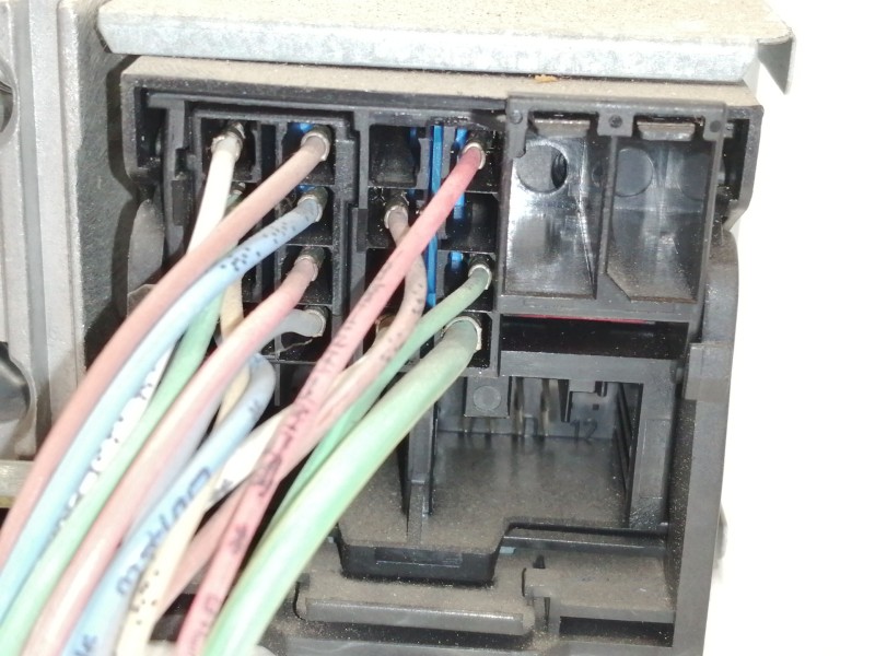 Recambio de sistema audio / radio cd para peugeot 307 berlina (s2) d-sign referencia OEM IAM 96606464  