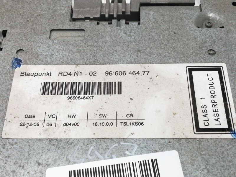 Recambio de sistema audio / radio cd para peugeot 307 berlina (s2) d-sign referencia OEM IAM 96606464  