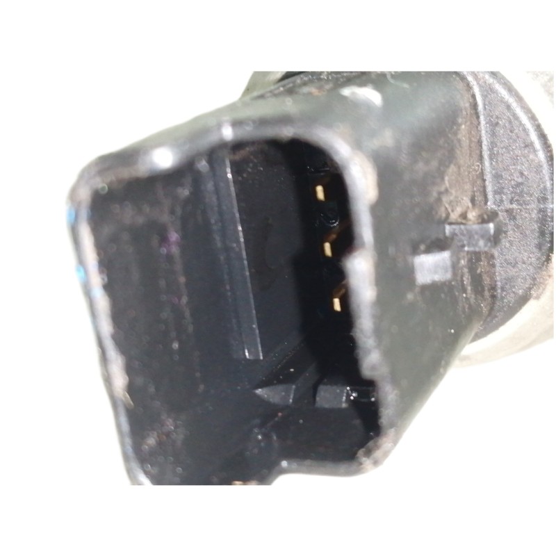 Recambio de rampa inyectora para peugeot 307 berlina (s2) d-sign referencia OEM IAM 9654592680  