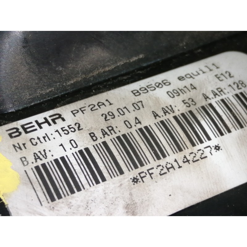 Recambio de motor calefaccion para peugeot 307 berlina (s2) d-sign referencia OEM IAM PF2A1B9506  