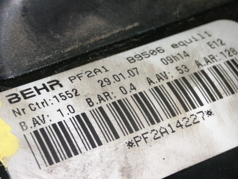 Recambio de motor calefaccion para peugeot 307 berlina (s2) d-sign referencia OEM IAM PF2A1B9506  