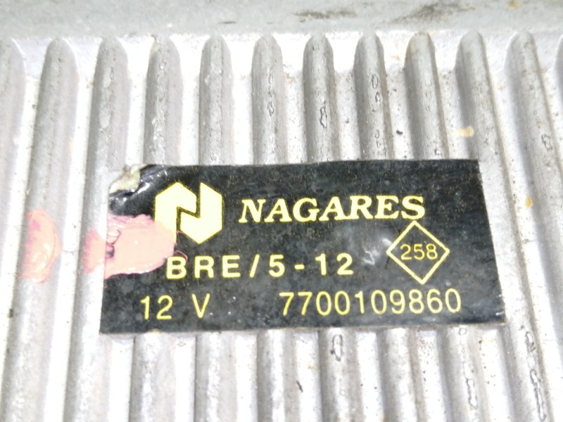 Recambio de caja precalentamiento para renault kangoo (f/kc0) authentique referencia OEM IAM 7700109860  