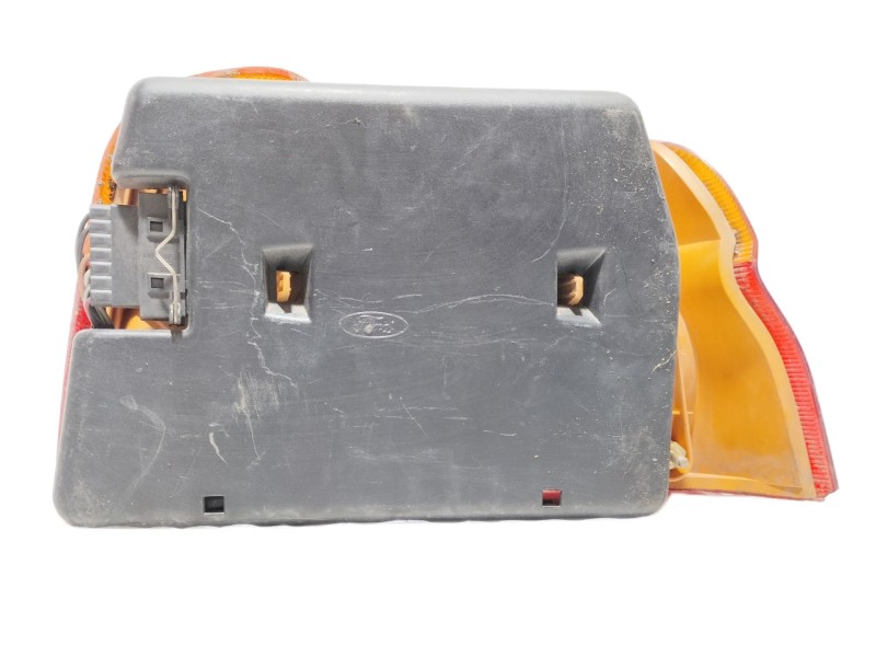 Recambio de piloto trasero izquierdo para ford orion 1.8 16v cat referencia OEM IAM   