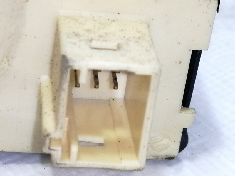 Recambio de elevalunas delantero derecho para peugeot 307 berlina (s2) d-sign referencia OEM IAM 9681587180  