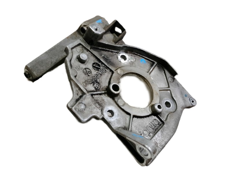 Recambio de soporte bomba inyeccion para peugeot 307 berlina (s2) d-sign referencia OEM IAM 9654959880  