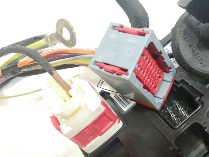 Recambio de modulo electronico para peugeot partner kasten confort l1 referencia OEM IAM 9665778480 S180085003E A2C53327821