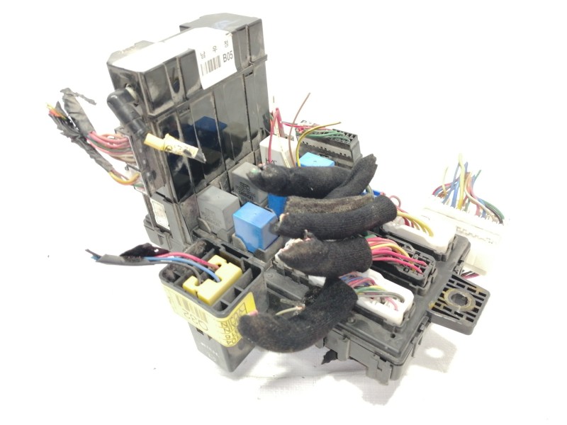 Recambio de caja reles / fusibles para hyundai santa fe (sm) 2.0 gls crdi referencia OEM IAM 9540026500  