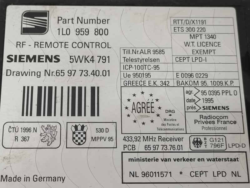 Recambio de centralita cierre para seat ibiza (6k) básico referencia OEM IAM 1L0959800  