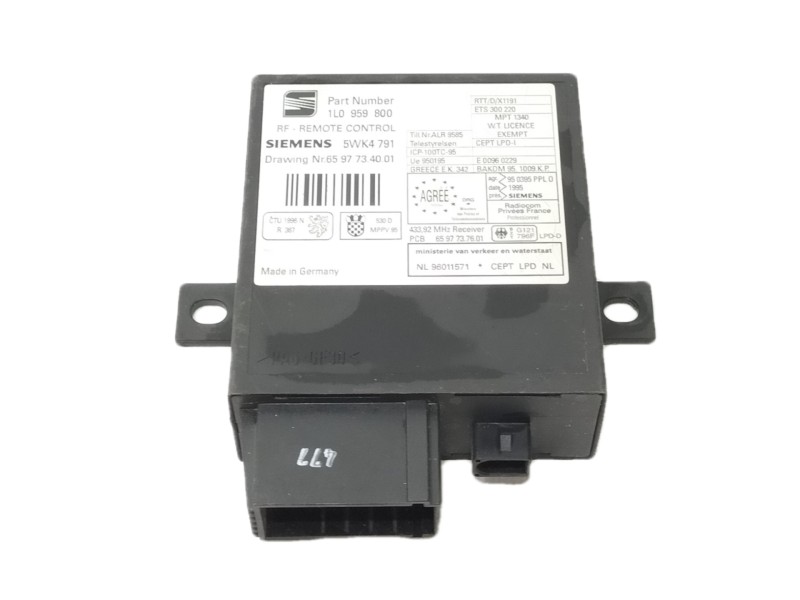 Recambio de centralita cierre para seat ibiza (6k) básico referencia OEM IAM 1L0959800  