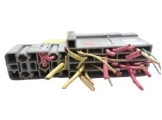 Recambio de caja reles / fusibles para renault megane ii berlina 3p authentique referencia OEM IAM 8200051112   2