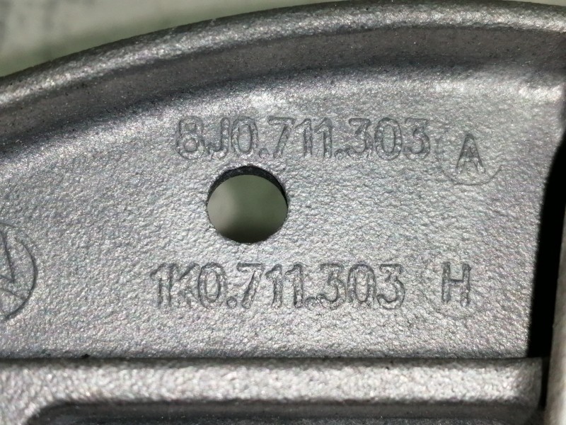 Recambio de freno de mano electrico para seat leon (1p1) stylance / style referencia OEM IAM 8J0711303  