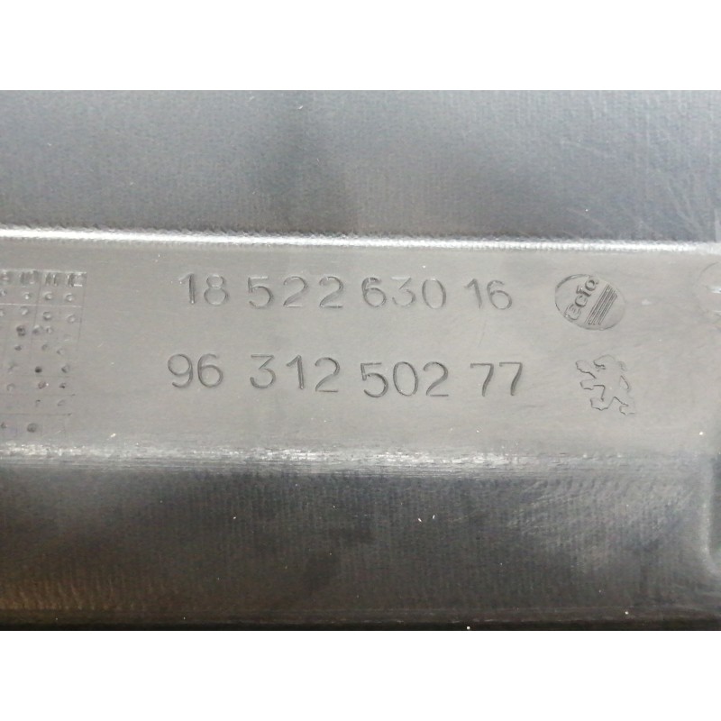 Recambio de rejilla delantera para peugeot 406 berlina (s1/s2) srdt referencia OEM IAM 1852263016  