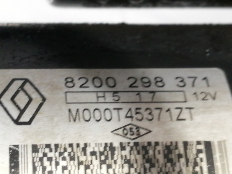 Recambio de motor arranque para renault clio iii confort dynamique referencia OEM IAM 8200298371  