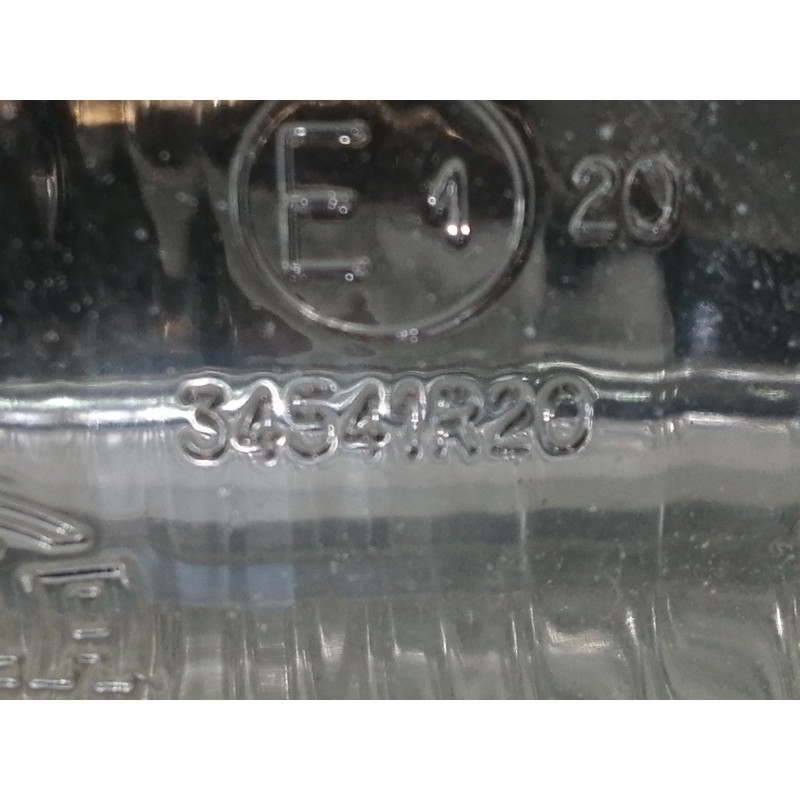 Recambio de faro derecho para ford escort berlina ghia referencia OEM IAM 34541R7  