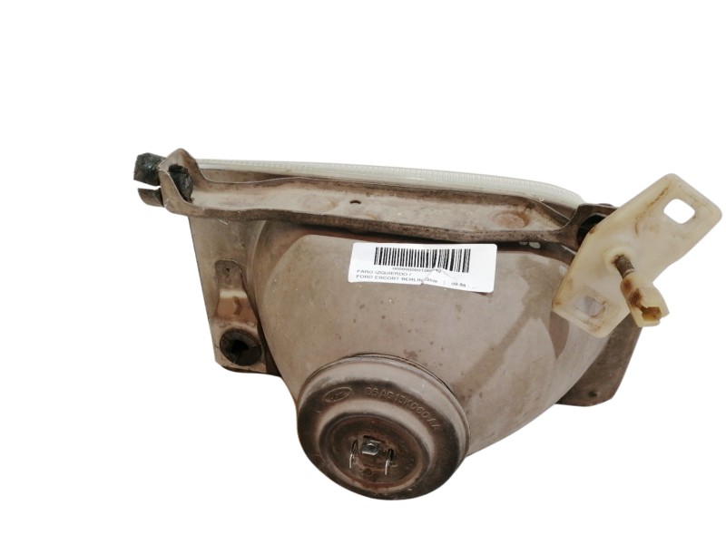 Recambio de faro izquierdo para ford escort berlina ghia referencia OEM IAM 34540R7  