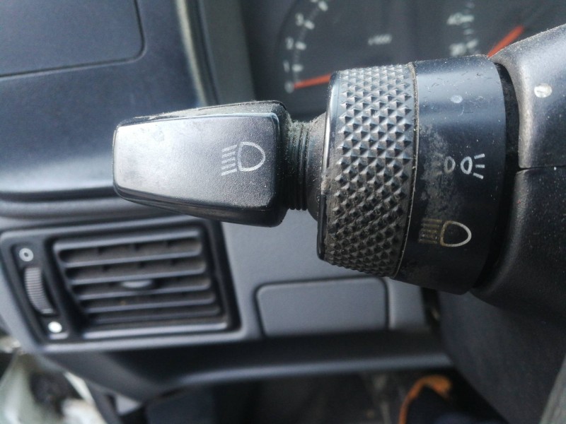 Recambio de mando luces para ford escort berlina ghia referencia OEM IAM 86AG13B302AA  