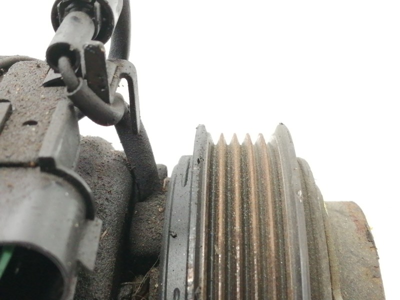 Recambio de compresor aire acondicionado para mitsubishi space runner (n10/n20) glxi referencia OEM IAM 447200 10PA447200 