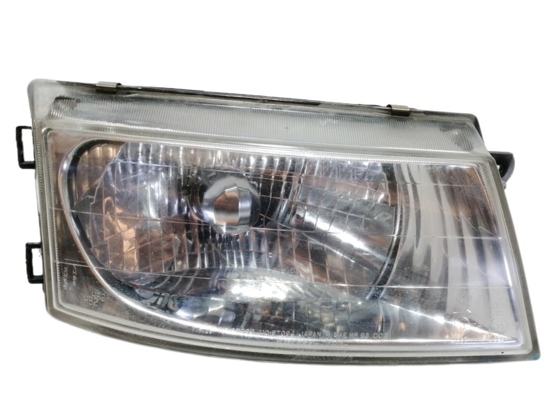 Recambio de faro derecho para mitsubishi space runner (n10/n20) glxi referencia OEM IAM 11087093  