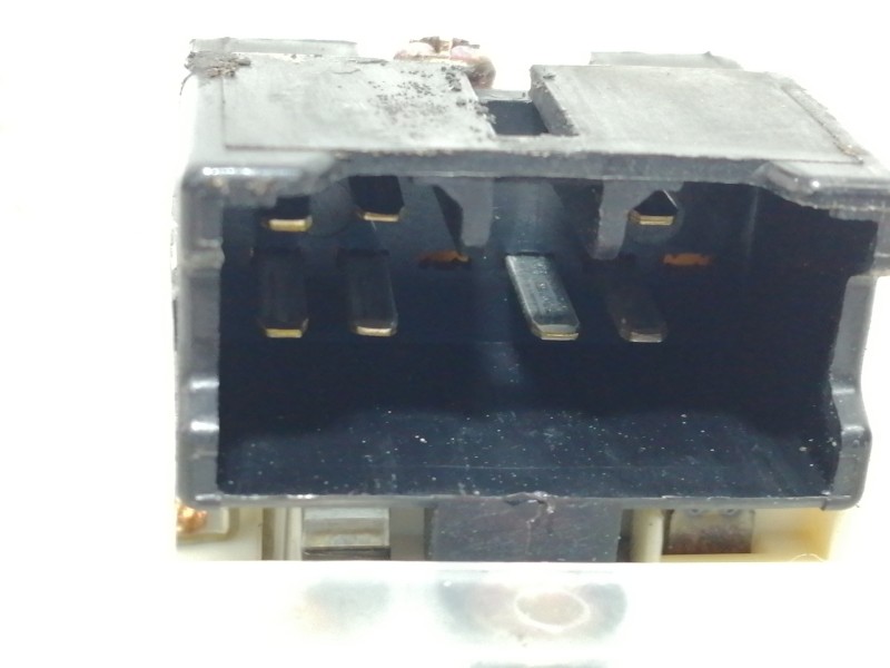 Recambio de mando elevalunas delantero izquierdo para mitsubishi space runner (n10/n20) glxi referencia OEM IAM   