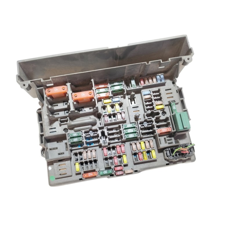 Recambio de caja reles / fusibles para renault 5 (b/c40) campus (b/c 407, b/c 40h) referencia OEM IAM 911944403  