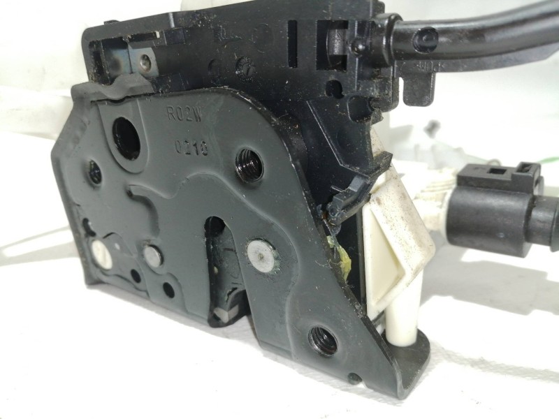 Recambio de cerradura puerta delantera derecha para volkswagen passat berlina (3c2) edition referencia OEM IAM 3C1837016A  