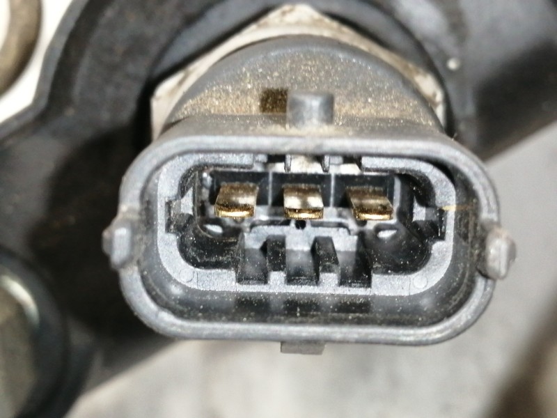 Recambio de rampa inyectora para renault megane ii berlina 5p confort authentique referencia OEM IAM 8200330912 0445214065 / 057