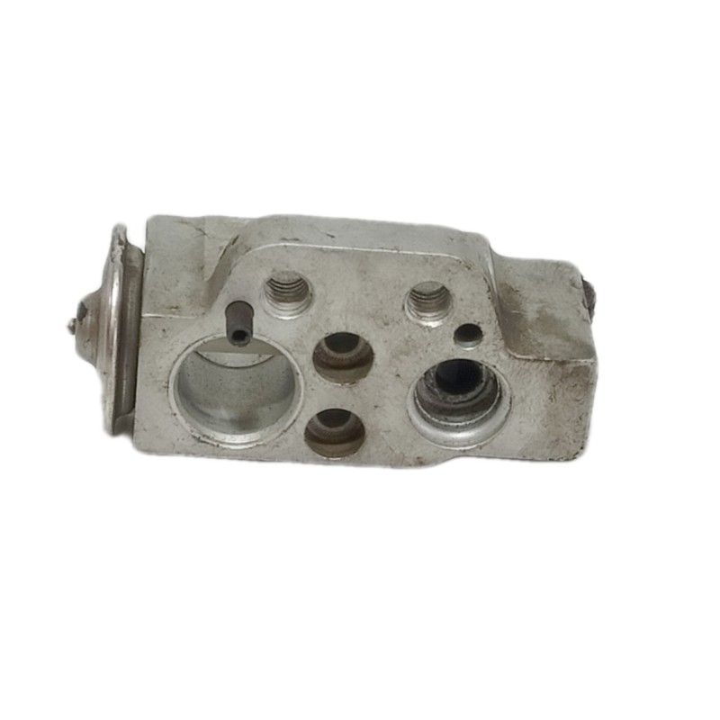 Recambio de valvula expansion para volkswagen polo (9n1) gt referencia OEM IAM 52268990  