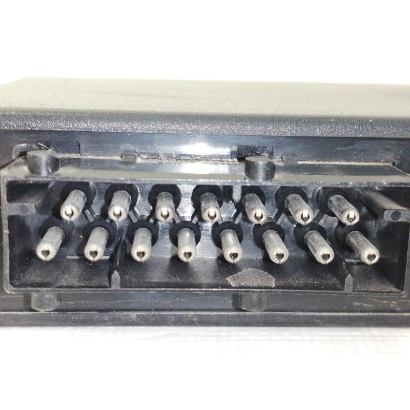 Recambio de modulo electronico para bmw serie 3 berlina (e36) 320i referencia OEM IAM 61358360060  