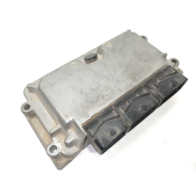 Recambio de centralita motor uce para citroën saxo 1.5 d x referencia OEM IAM 0281001839  