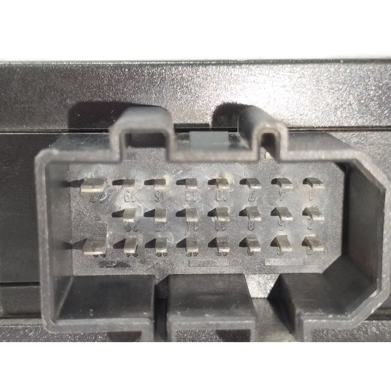 Recambio de centralita cierre para volkswagen passat berlina (3c2) r line referencia OEM IAM 3B0959799  