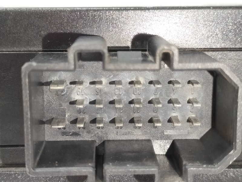 Recambio de centralita cierre para volkswagen passat berlina (3c2) r line referencia OEM IAM 3B0959799  