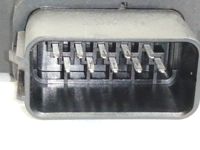 Recambio de cerradura puerta delantera derecha para land rover range rover sport v6 td hse referencia OEM IAM FQJ000204  