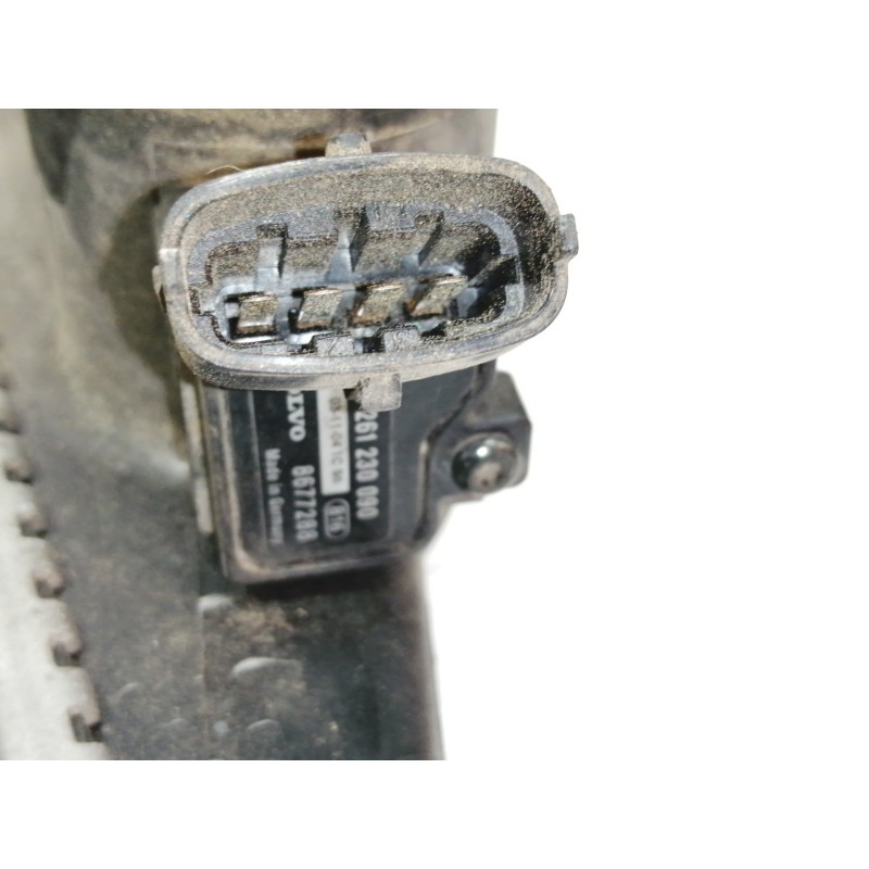 Recambio de intercooler para volvo s60 berlina d5 referencia OEM IAM 0261230090  