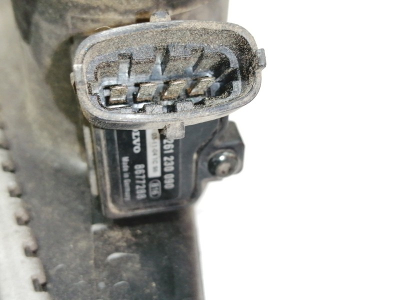 Recambio de intercooler para volvo s60 berlina d5 referencia OEM IAM 0261230090  