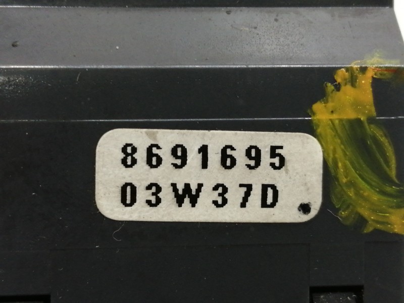 Recambio de mando limpia para volvo s60 berlina d5 referencia OEM IAM 8691695  