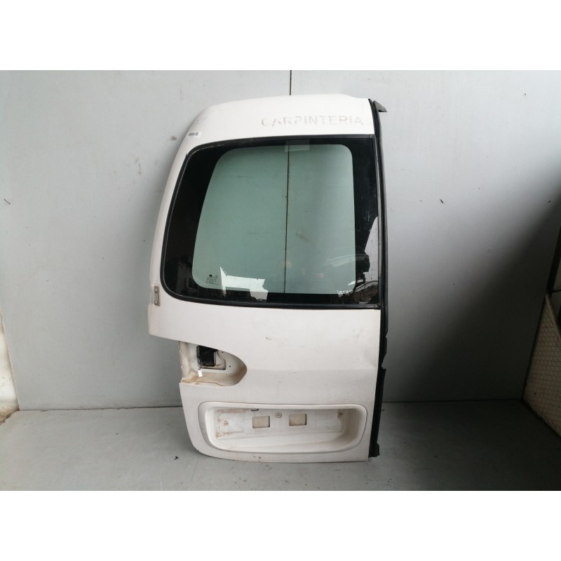 Recambio de puerta trasera izquierda para hyundai h 1 h 1 combi con quinta puerta referencia OEM IAM   