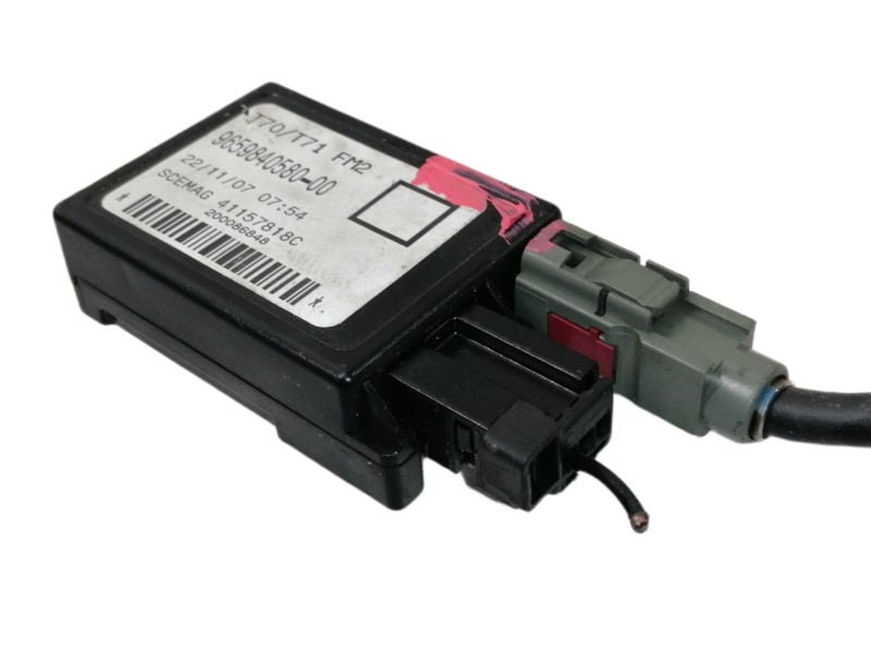 Recambio de antena para peugeot 308 premium referencia OEM IAM 965984058000  