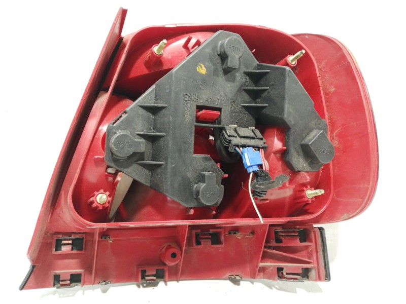 Recambio de piloto trasero izquierdo para audi a4 berlina (b5) 1.9 tdi referencia OEM IAM 8D0945095A  