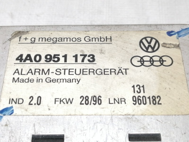 Recambio de modulo electronico para audi a6 berlina (c4) 2.5 tdi referencia OEM IAM 4A0951173  