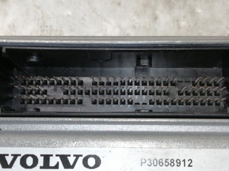 Recambio de centralita airbag para volvo s60 berlina d5 referencia OEM IAM 0285001456 P30658912 030307110101